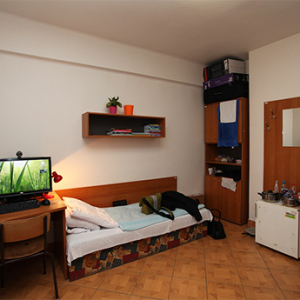 Fotoğraf Bir hostelde bir oda satmak nasıl