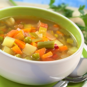 Fotografia de Stock Sopa de legumes para perda de peso