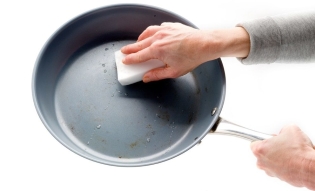 How to wash the frying pan from nagara and fat