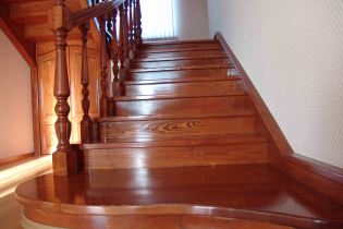 How to make a wooden staircase