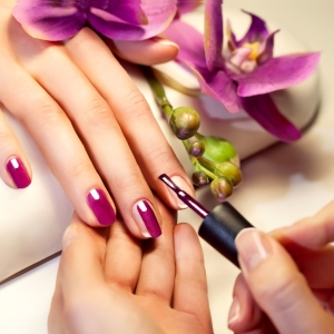 Photo how to make up beautiful nails