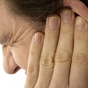 عکس چگونه برای درمان التهاب گوش