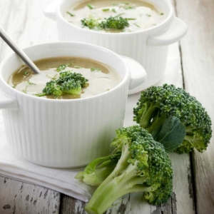 Fotografia de Stock Como cozinhar sopa de brócolis