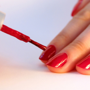 How to make a manicure on short nails