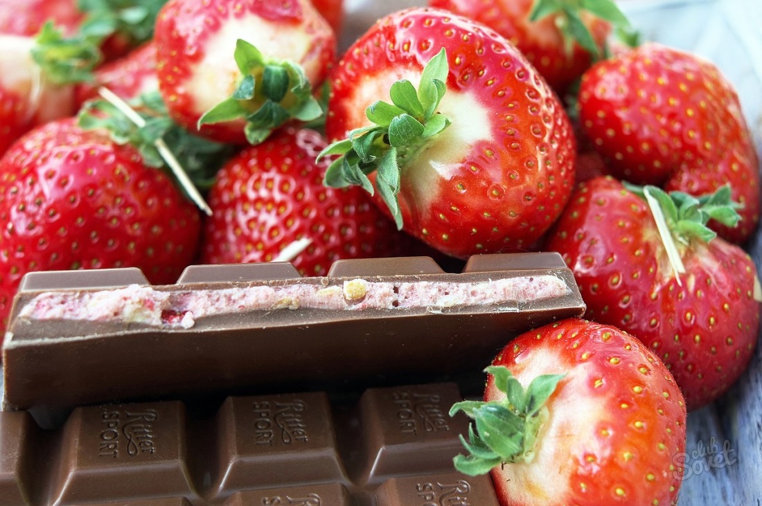Как да направим ягодите в шоколад у дома