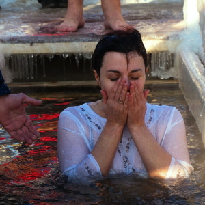 Photo how to swim on baptism