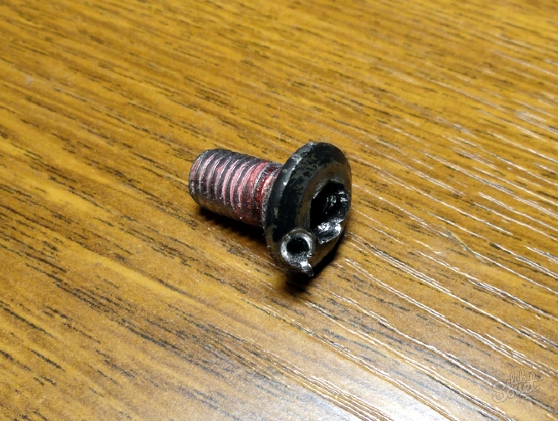 How to unscrew the bolt with torn edges