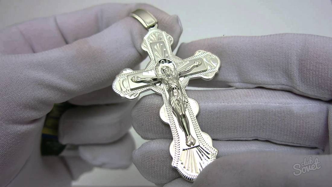 How to clean a silver cross