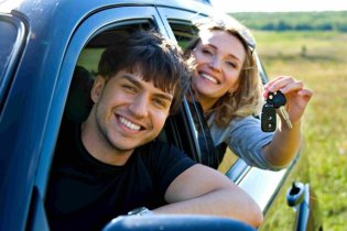Cum să faceți un împrumut de mașină fără contribuția inițială