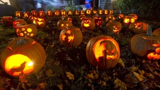 Kapan Halloween merayakan di Rusia?