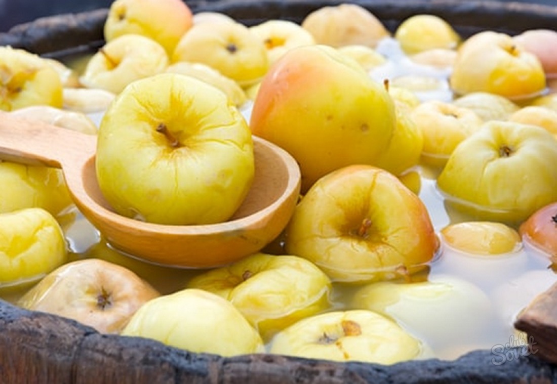 Πώς να υγροποιήσετε τα μήλα