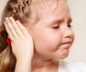 Dieťa má zranenie ucha, čo má robiť