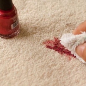 Photo How to wash nail polish