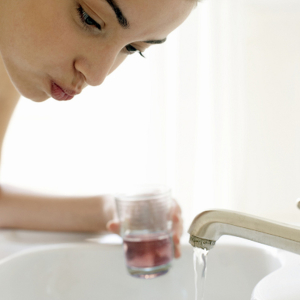 چگونه کلروفیل گلو را بشویید