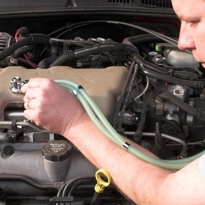 How to check the engine when buying