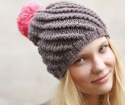 How to tie a hat for women with knitting needles