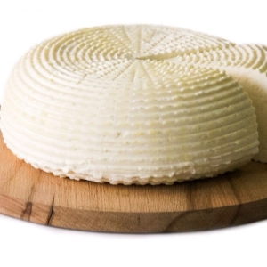 صورة كيفية جعل الجبن adygei
