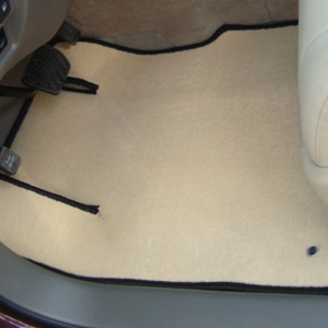 Photo how to make mats in a car