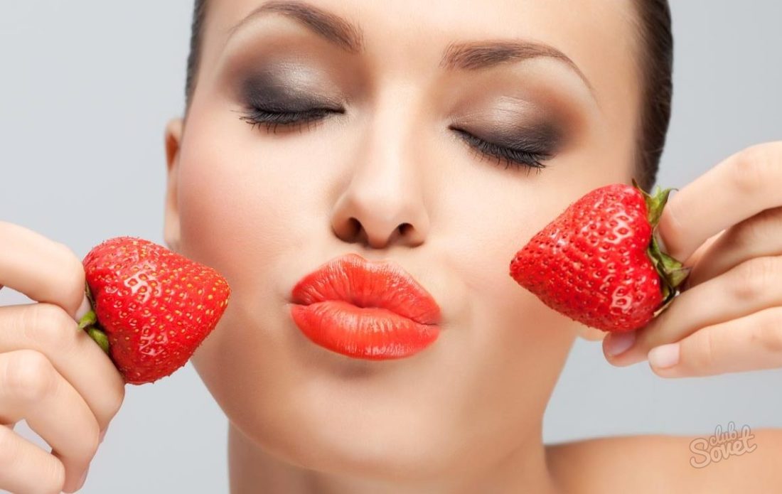 Strawberry face mask