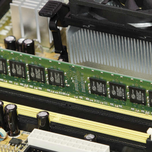 Πώς να καθαρίσετε τη μνήμη RAM του υπολογιστή