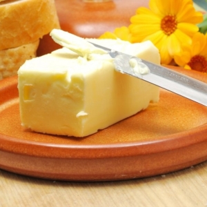 Stock Foto How to determine high-quality butter