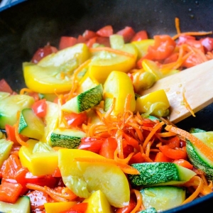 Photo How to stew zucchini?