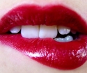 როგორ მოვიყვანოთ lipstick საწყისი stain