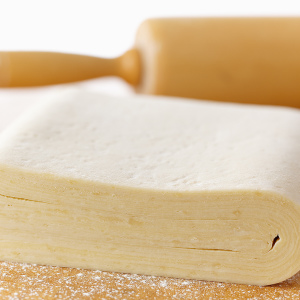 Как сделать бездрожжевое слоеное тесто?