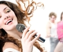 Hogyan kell énekelni karaoke-t egy laptopból