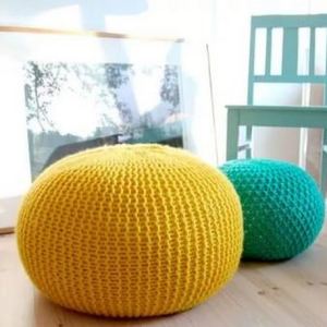 Do -it -yourself ottoman - how to make