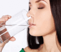 Come rimuovere l'acqua dal corpo