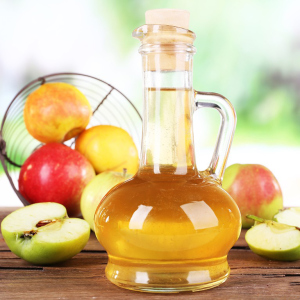 How to make apple vinegar at home?