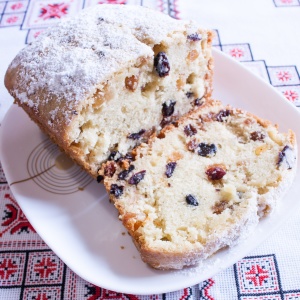 Photo cake metropolitan with raisins - recipe for GOST