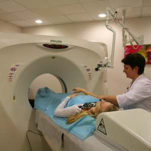Zdjęcie Co pokazuje jamy brzuszną MRI