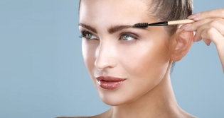 So machen Sie perfekte Augenbrauen - 5 beste Tipps