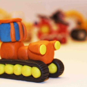 How to make a car from plasticine