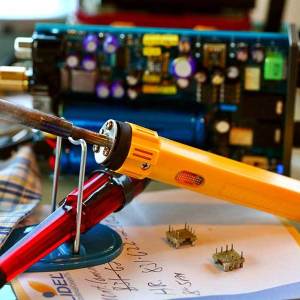 Photo how to use a soldering iron