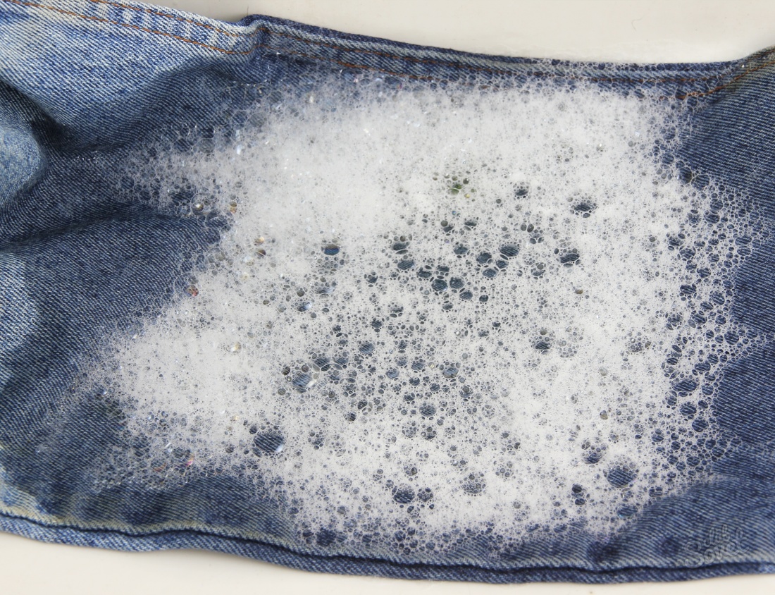 Kako odstraniti barve iz jeans