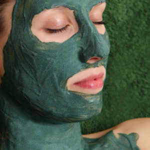 Stock fotó zöld agyag maszk