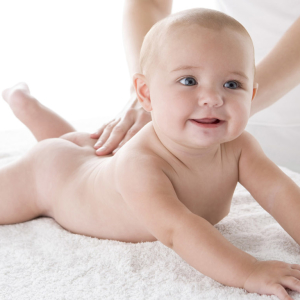 Foto, wie man eine Massage neugeboren macht