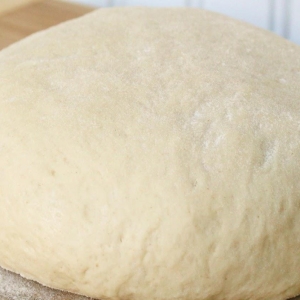 Photo how to make yeast dough