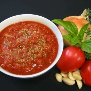 Stock Foto Comment cuire la sauce tomate