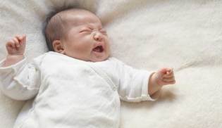 کودک در شب نمی خوابد - چه باید بکنید؟