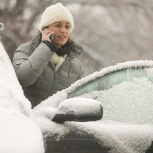 Stock Foto Kako zagrijati auto zimi
