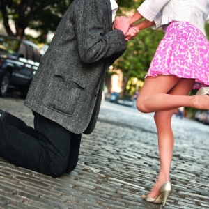 Foto hur man träffar på gatan med en tjej