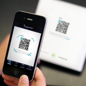 How to use QR code