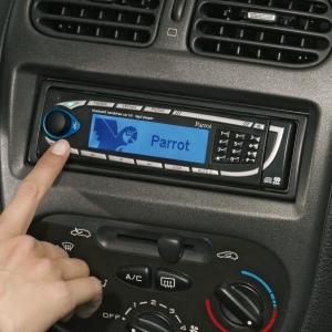 Kako spojiti auto radio