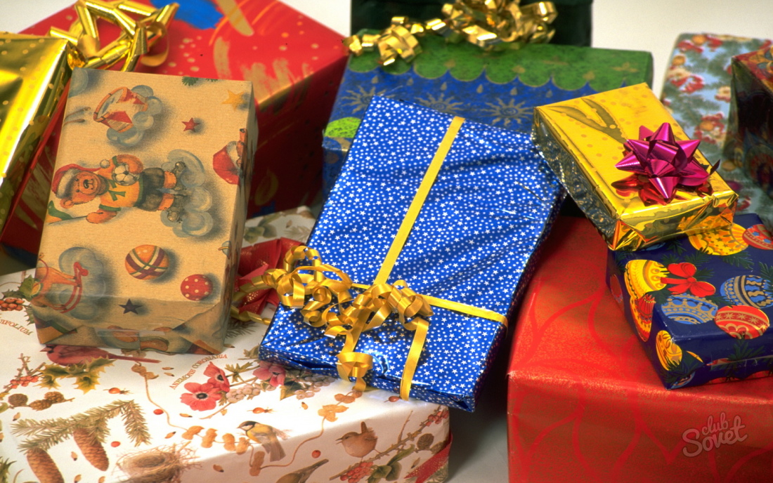 Как упаковать коробку в подарочную бумагу пошагово