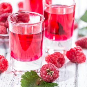 Picture how to make brandy made of raspberry?