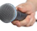 Hogyan kell csatlakoztatni karaoke mikrofont a laptophoz